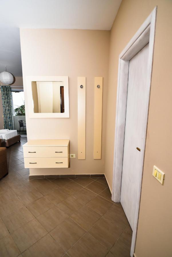 Seaview Apartment Vlorë 外观 照片